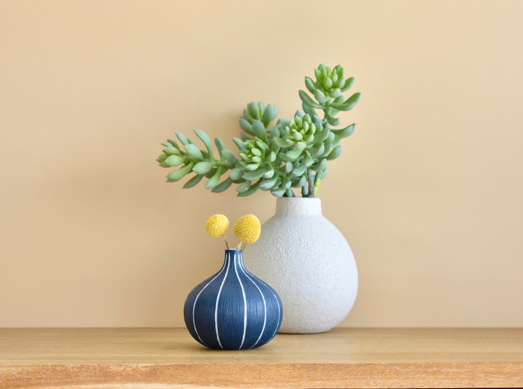 Modern Decorative Bud Vase